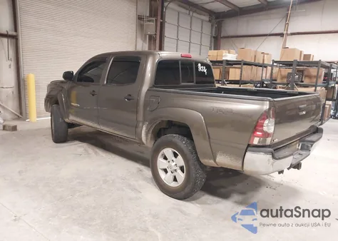 2013 Toyota Tacoma Base V6 z USA, uszkodzony, nr VIN 5TFLU4EN8DX064328